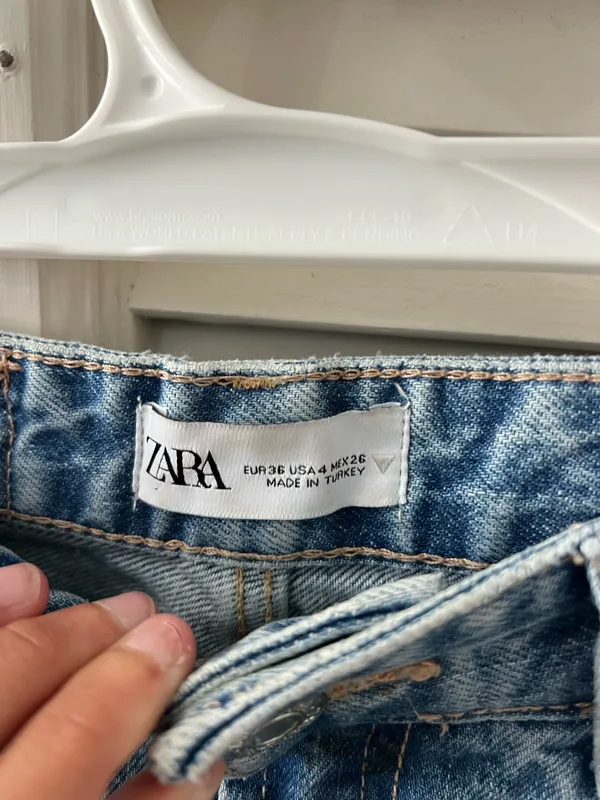 ZARA Jeans High-Rise - Image 3