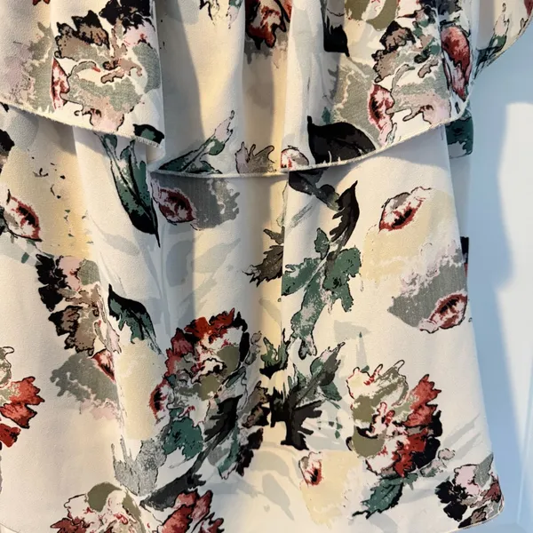 Wilfred Aritzia Promener Floral Off Shoulder Blouse with Silk Trim | S - Image 3