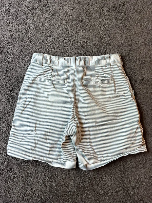 Gap Women’s Shorts - Image 2