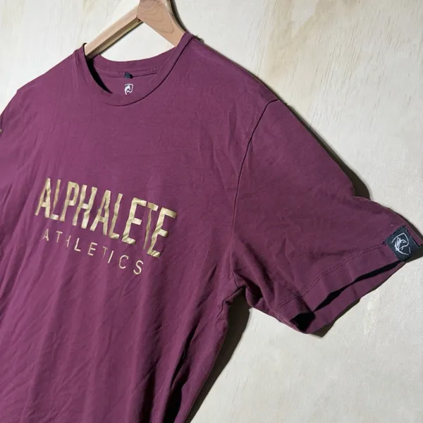 Alphalete Athletics Women's Large Burgundy Gold Logo Graphic Stretch Gym T Shirt - Image 3