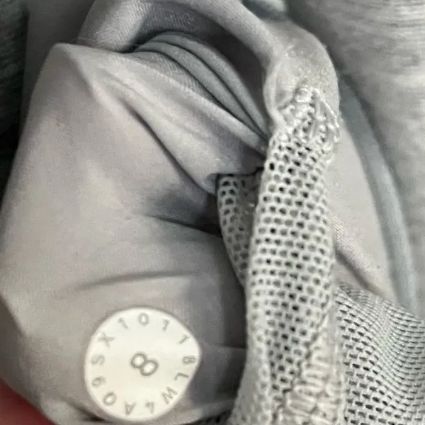 Lululemon • Gather Up Jacket Heathered Power Grey / Sea Salt - Image 9