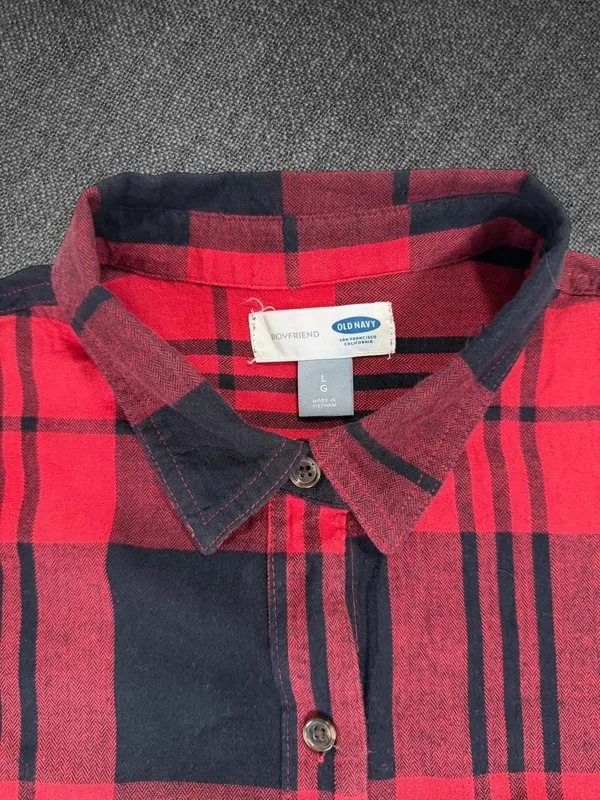 Classic Red & Black Plaid Button-Up Shirt - Image 4