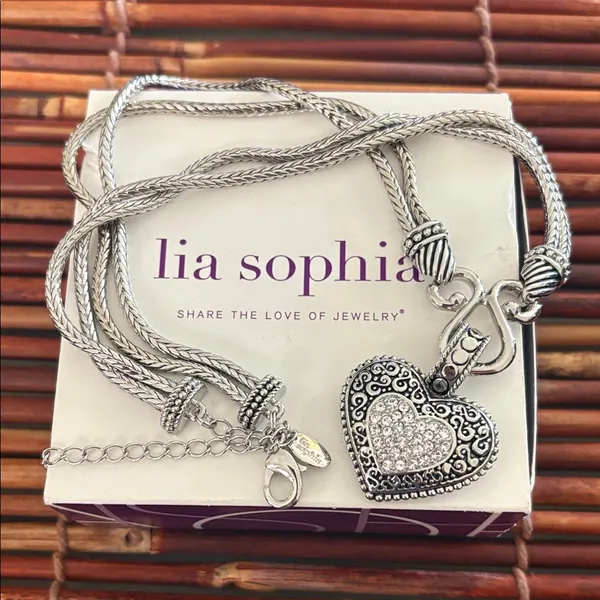Lia Sophia Silver-Tone Filigree Heart Pendant Necklace 17”-20-25” - Image 8