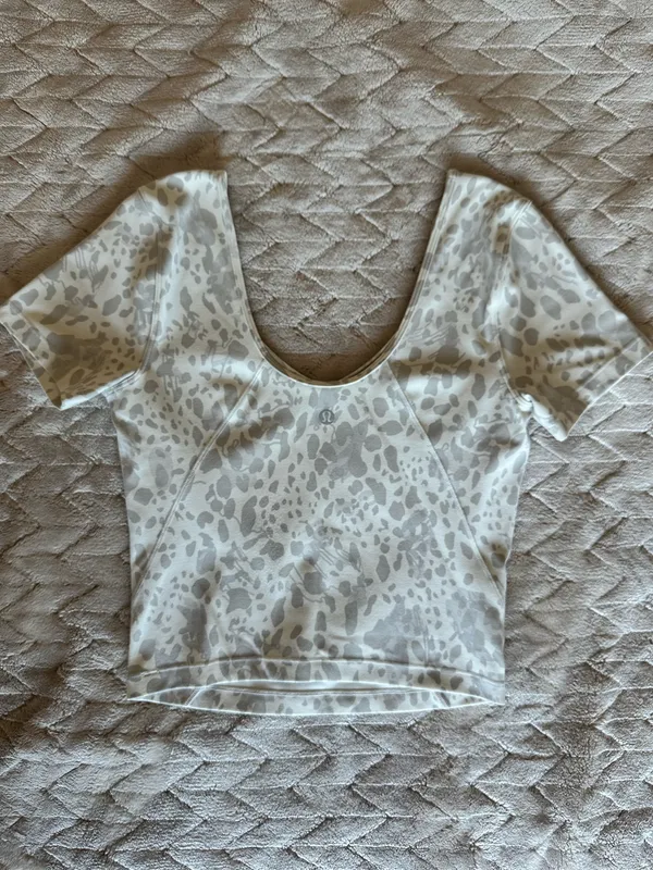 Lululemon Crop Top White & Grey Camo - Image 2