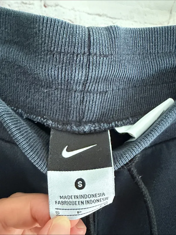 Nike Woman’s Black Wide Leg Sweat pants Joggers with White Swoosh Size Small - Image 3