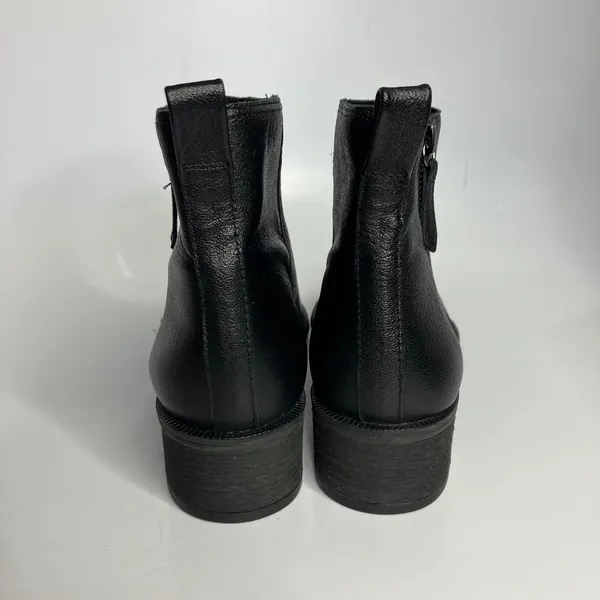 Copper Key black leather ankle boots women's size 7.5‎ professional business - Image 4