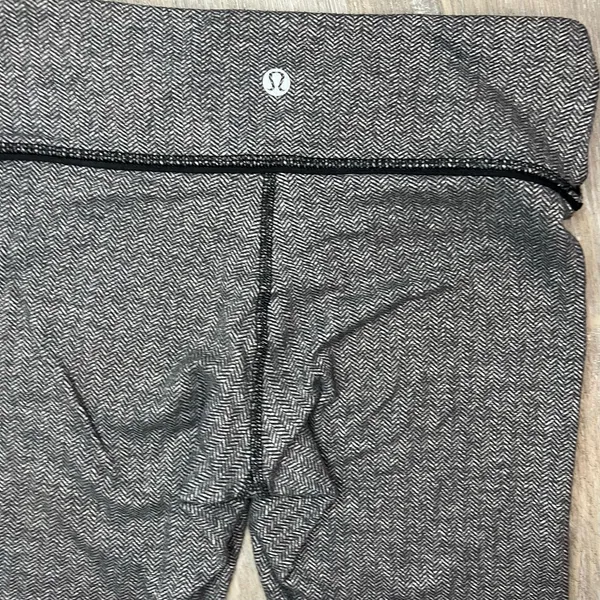 lululemon athletica Dark Gray leggings herringbone activewear workout size xs - Image 5