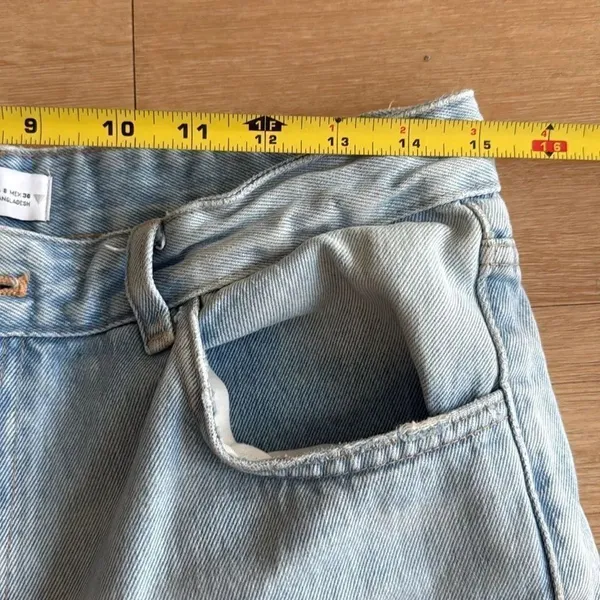 Zara light wash baggy wide leg jeans raw hem high waist size 8 - Image 5
