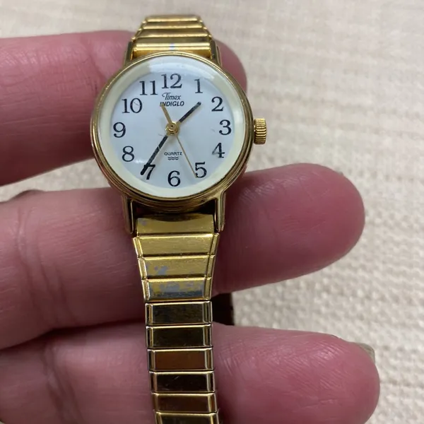 Timex Indiglo women’s watch vintage CR 1216 SKU 402 - Image 4