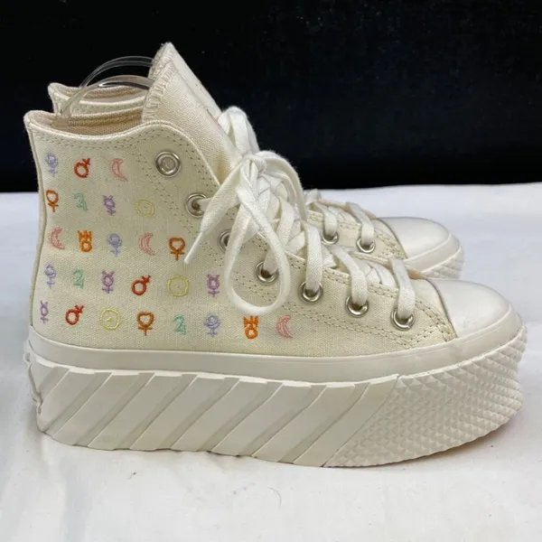 Converse Cuck Taylor Women's White Shoes/Sneakers Sz 5 SKU 4255 - Image 4