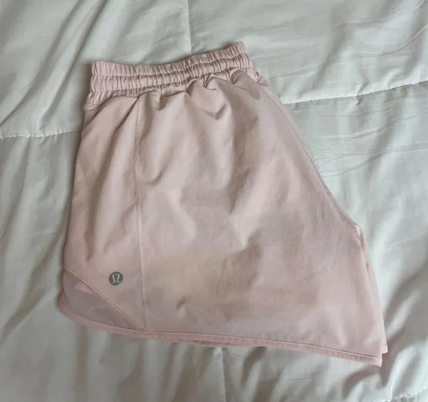 Lululemon Hotty Hot Shorts 4” - Image 2