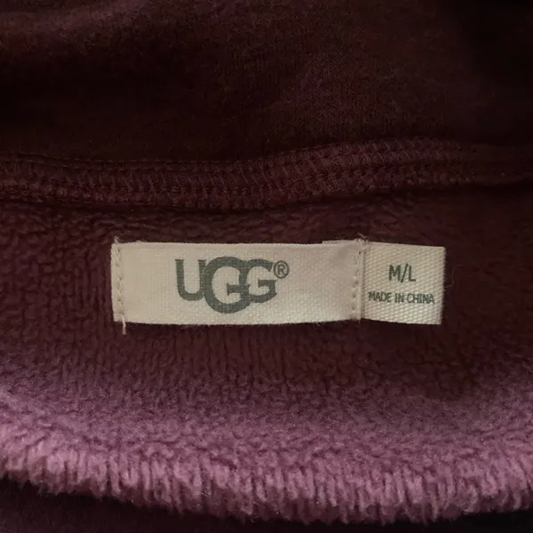 UGG Mock Neck 3/4 Length Sleeve Sweatshirt - Image 3