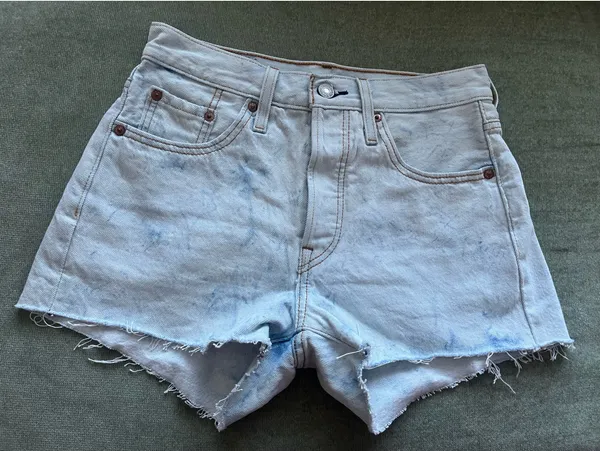 Levi’s 501 Original Fit High-Rise Shorts - Image 2