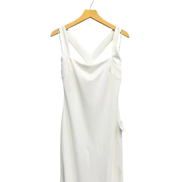 Lulus Pure Romance White Mermaid Maxi Dress size Medium NWT - Image 6