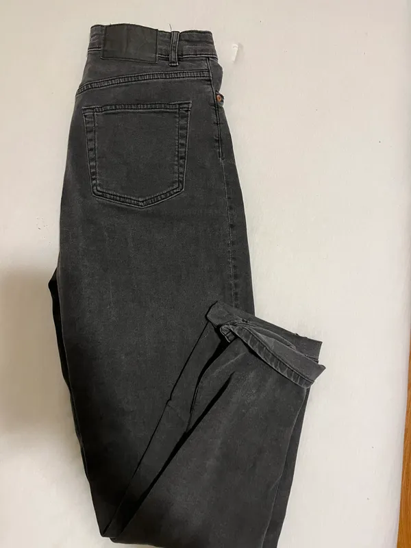Divided Black Jeans - Image 2