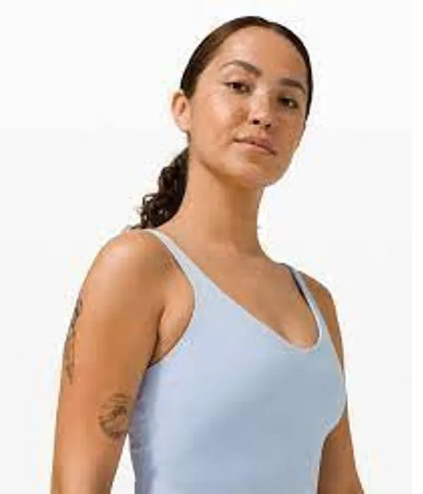 LULULEMON Align Arise Tank in Blue Linen Size 2 Shelf Bra Crop Top - Image 8