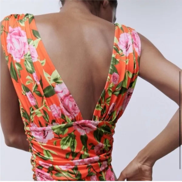 NWT ZARA Floral Print Bodysuit Size Small - Image 5