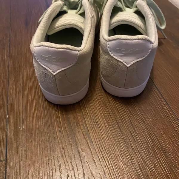 💜 Adidas Gazelle Sneakers Tennis Shoes in Seafoam Mint Green - Image 5