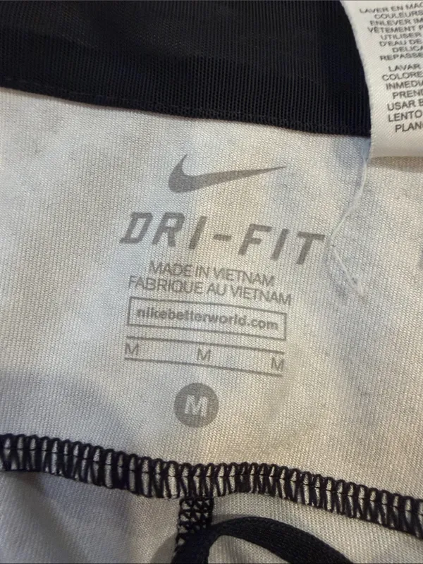 Nike Dri Fit Pronto Essential Crop Running Leggings Black White Medium - C68-006 - Image 4