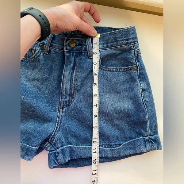 American Eagle Women’s Mom Jean Shorts size 0 - Image 3