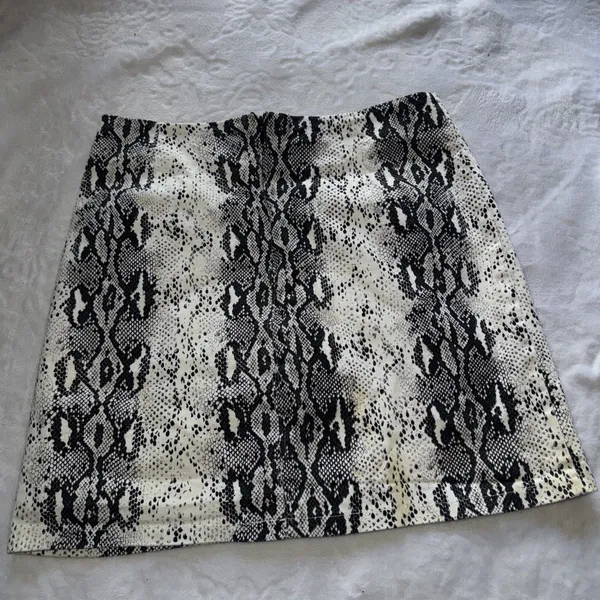 She + Sky Ladies MINI SKIRT SIZE M Brown Size M - Image 6