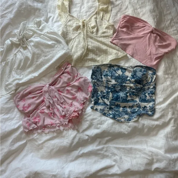 SHEIN Crop Tops Set - White, Cream, Pink,‎ Blue Floral - Image 3
