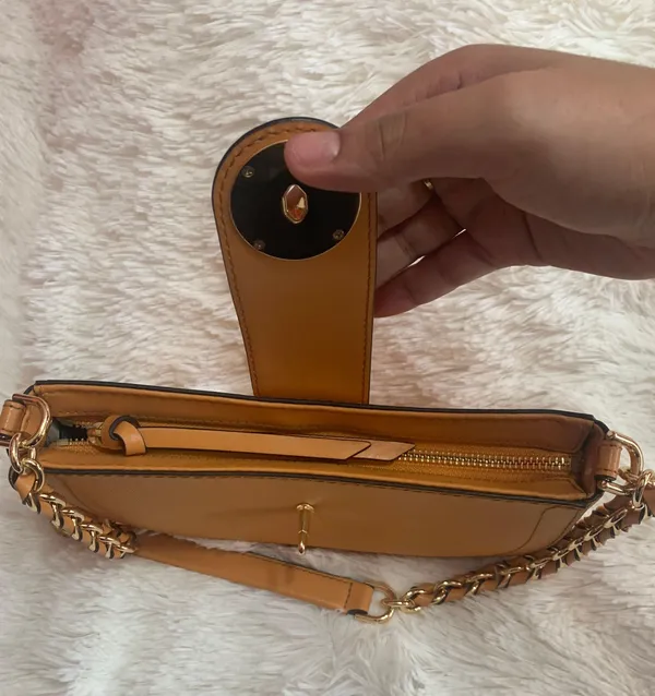 Michael Kors Mini Shoulder Bag - Image 4