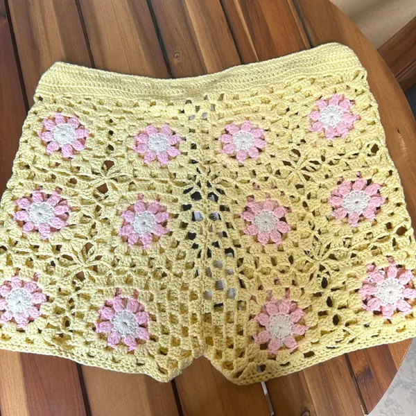 White Fox Be my Baby crochet shorts - Image 2
