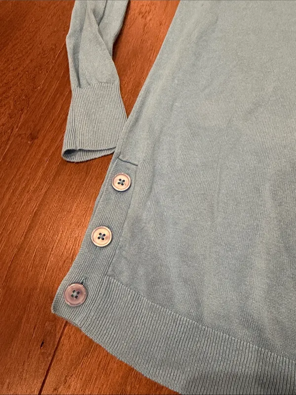 J. Crew Light Blue V-Neck Button-Side Sweater Medium - C1-601 - Image 4