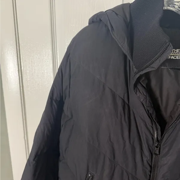 The North Face Albroz Down Parkina in Black L - Image 5