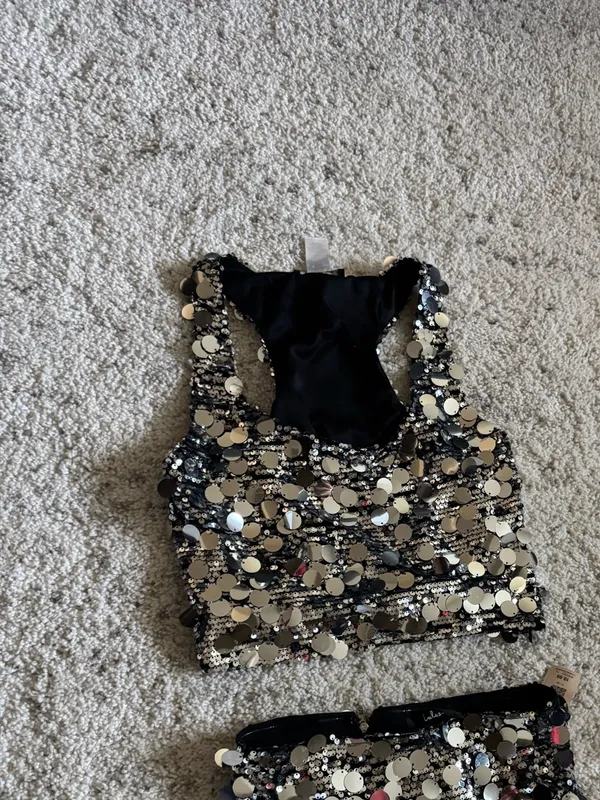 Lulu’s Prominent Sparkle Silver Sequin Matching Set Sz Small Crop Top Maxi Skirt - Image 5