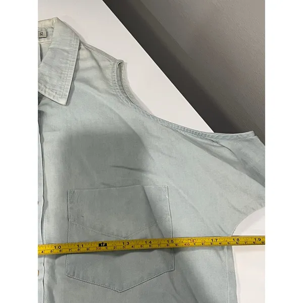 TOWNSEN Light Wash Cold Shoulder Denim‎ Button Up Shirt Womens XS - Image 4