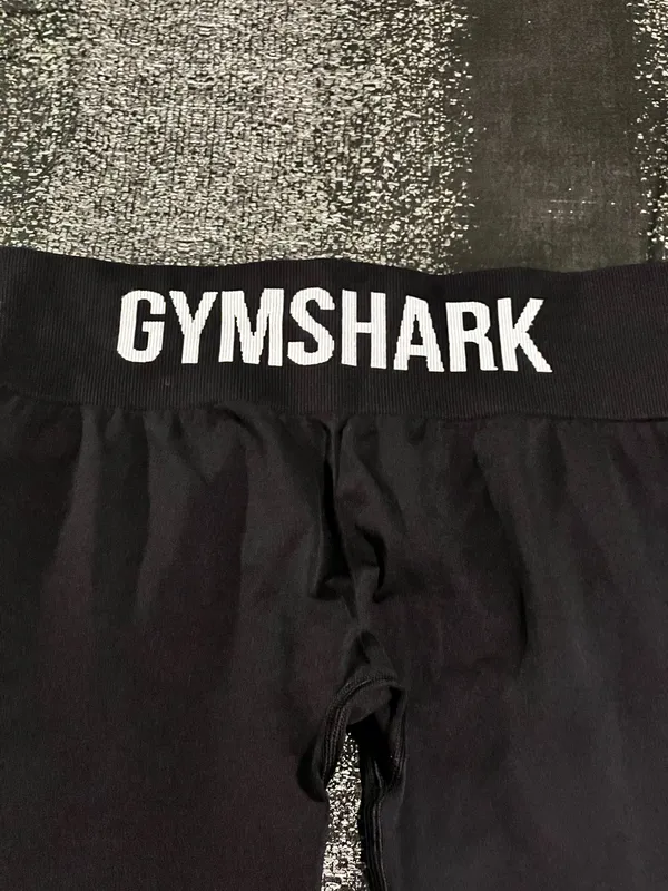 Womens medium Gymshark leggings - Image 4