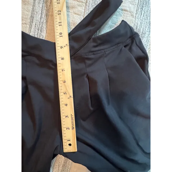 Halara Black Crossover V-Waist Cutout Wide Leg Pleated Pants Medium - Image 6