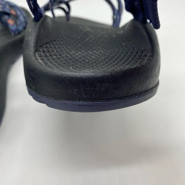 Chaco Navy Blue Aztec Print Strappy Sandals Gorpcore Hiking Women's size 7 - Image 5
