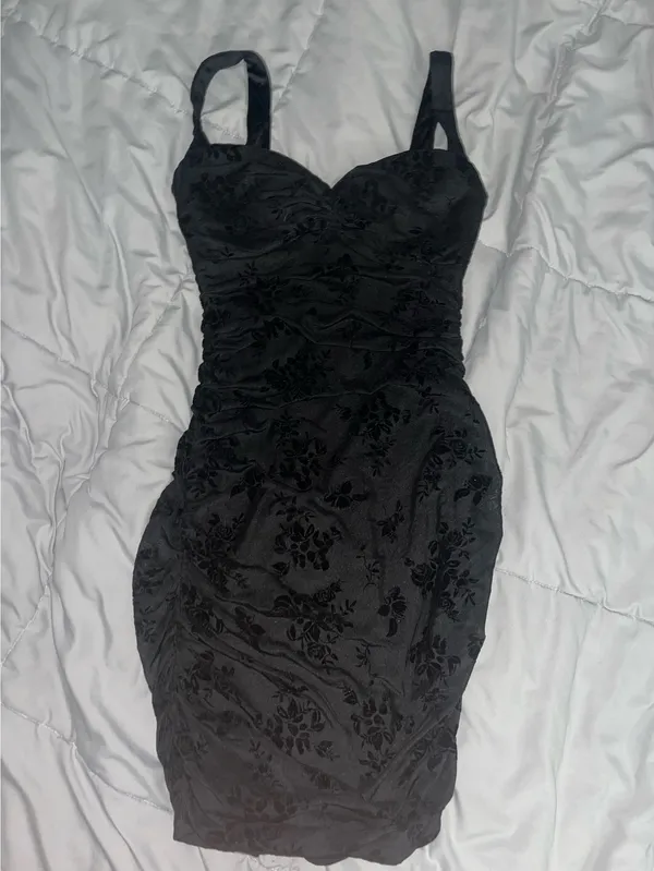 Windsor Chic Aura Floral Velvet Burnout Mini Dress - Image 3