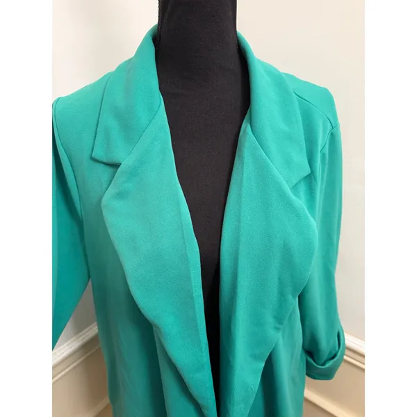 Andrée by Unit I'm Really That Gal Ruched 3/4 Sleeve Boyfriend Open Front Blazer - Image 4