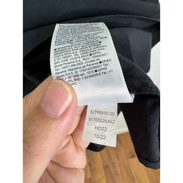 Athleta Levitate Poplin Tee Black V-Neck Smocked Puff Sleeve Top XL 798890 - Image 6