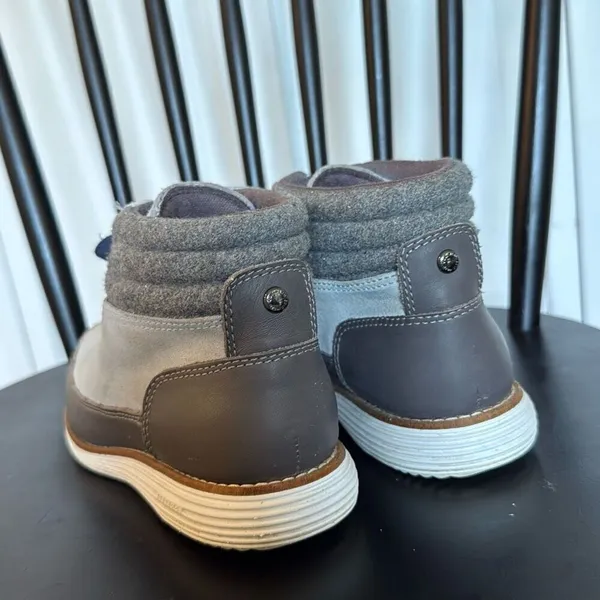 Cole Haan Grand Os waterproof hiking bootie size 6 - Image 5