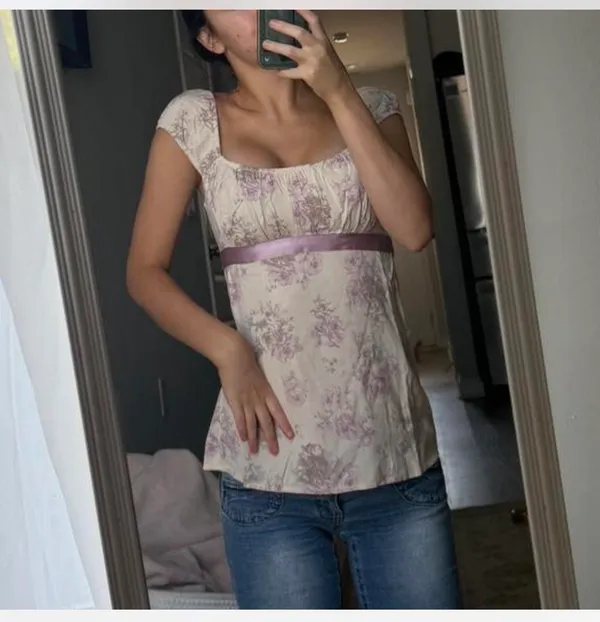 NWT Hollister Baby Doll Top With Tie Back Ribbon - Image 2