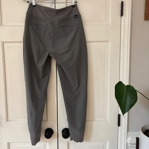 Patagonia‎ Happy Hike Studio Pants Gray High-Waisted Joggers Pants Size Small - Image 6
