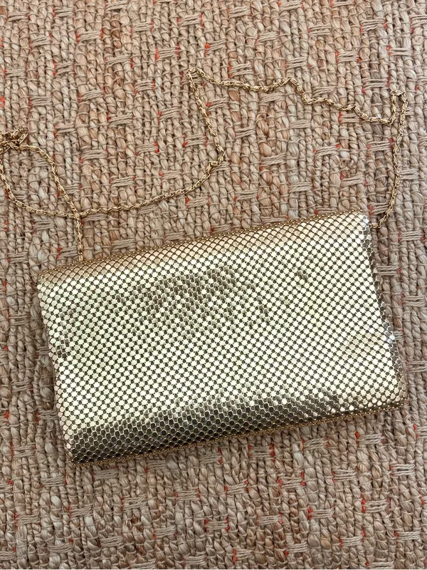 Gold Mesh Evening Clutch handbag with Chain Strap - Image 3