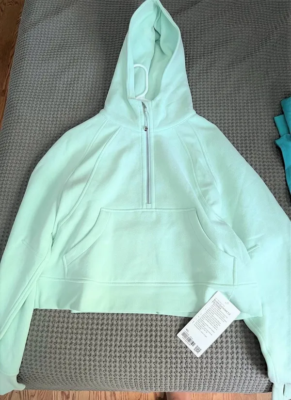 Lululemon Scuba - Image 3
