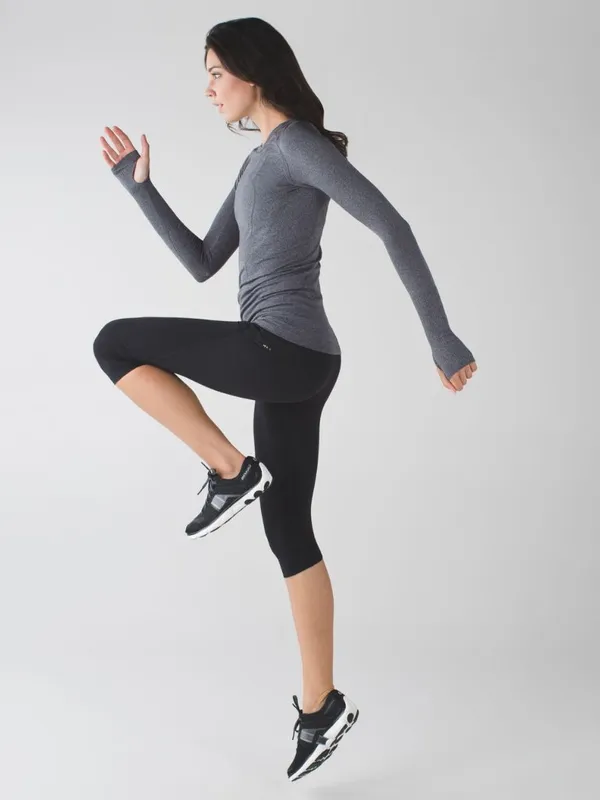 Lululemon Swiftly Tech Long Sleeve Heathered Black Size 12 - Image 4