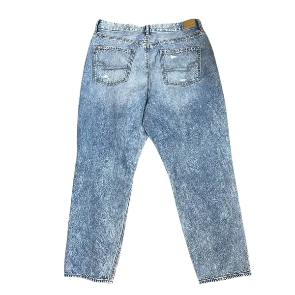 American Eagle Curvy Mom Jeans NWOT Distressed high rise long length - Image 2