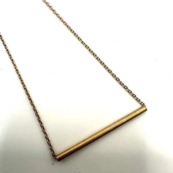 Gold tone bar pendant necklace - Image 4