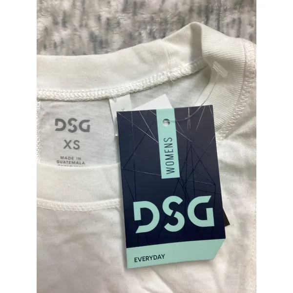 DSG Everyday Womens‎ Tank Top White Sleeveless Crew Neck XS New With Tags - Image 2