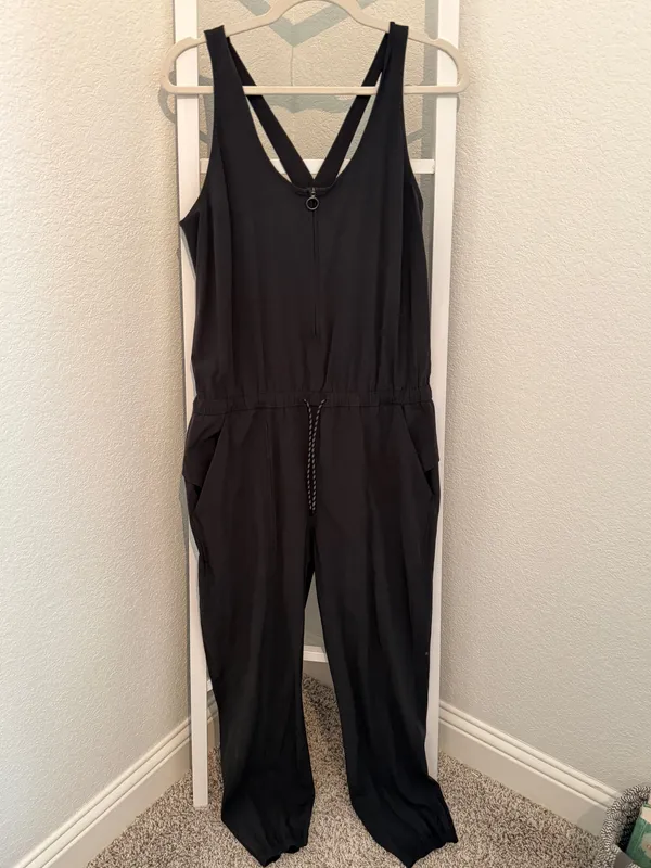Lululemon Shift in Time Jumpsuit Black Size 10 Cross Back - Image 2