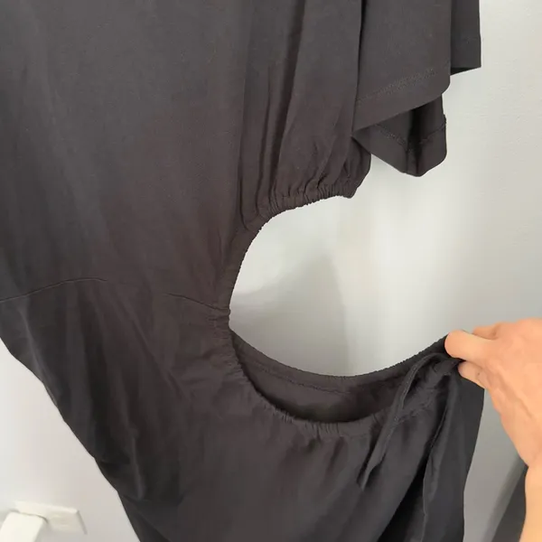 Anthropologie Celandine Large‎ NEW Short-Sleeve Cutout Fitted Mini Dress Black Crew Neck - Image 4