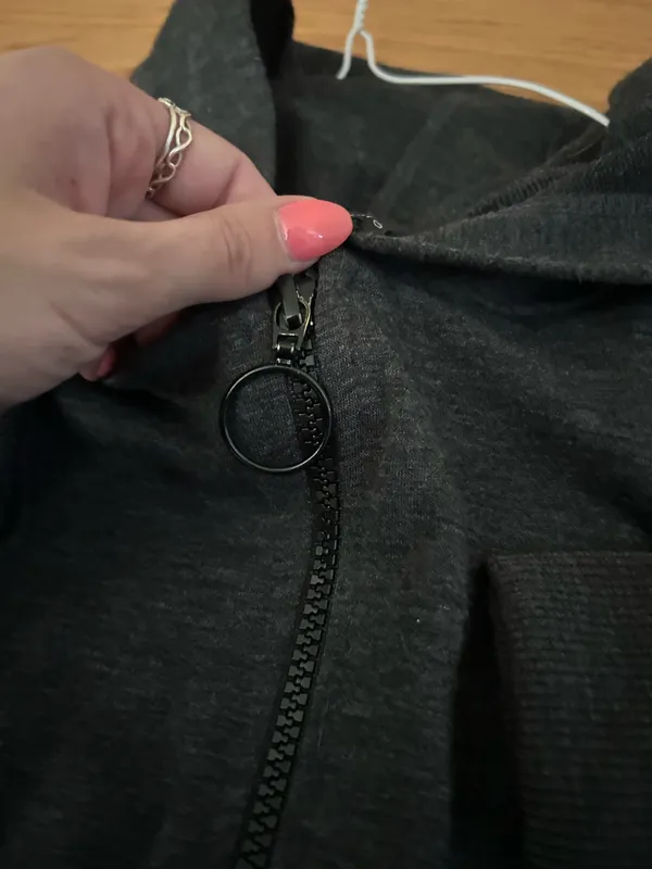 American Eagle Studio Cropped Zip Up - Image 3